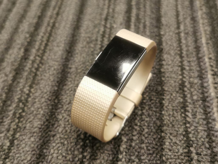 FAULTY Fitbit Charge 2 FB407 Advanced Health Fitness Tracker Champagne Strap