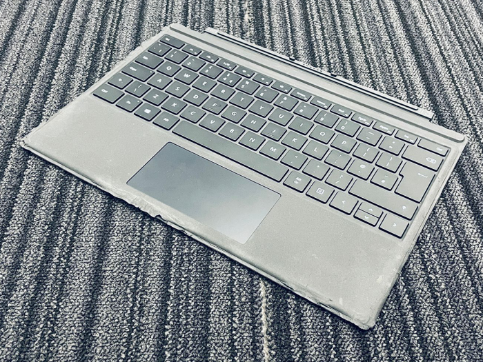 FAULTY Microsoft Surface Pro Type Cover Black UK QWERTY V2 Keyboard 1725