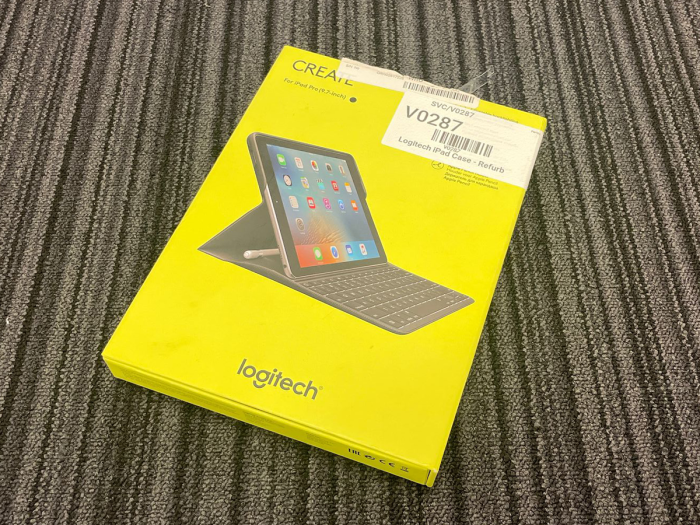 Logitech Create iPad Case with QWERTY US ENG Keyboard. For iPad Pro 9.7inch (1st Gen) (Refurbished)