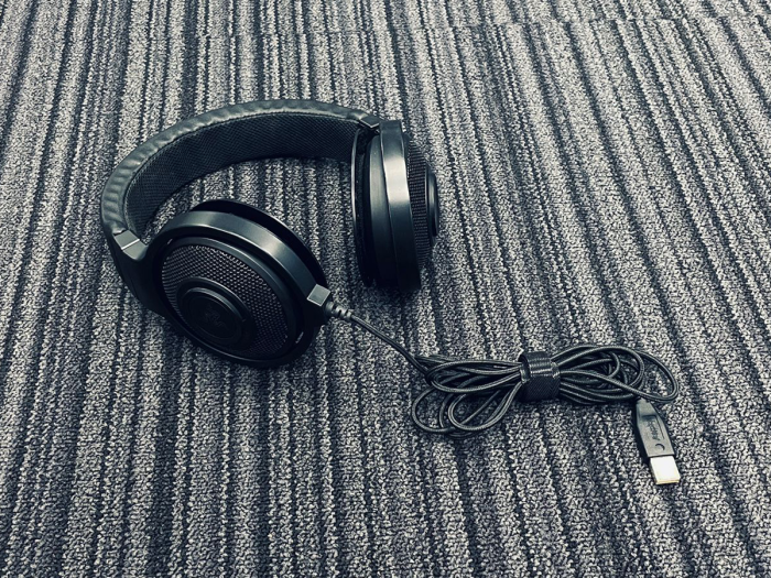 FAULTY Razer Kraken 7.1 Multi-Platform Wired USB Gaming Headset