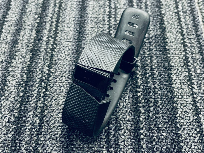 FAULTY Fitbit Charge HR FB405 Black Heart Rate Fitness Small Watch Tracker