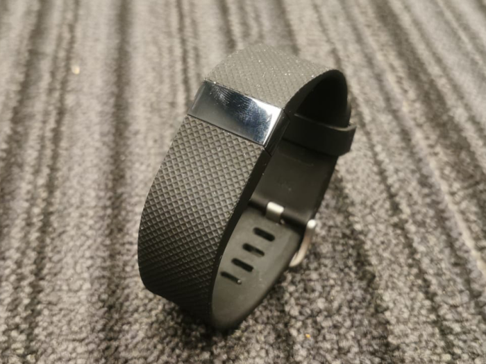 FAULTY Fitbit Charge HR FB405 Black Heart Rate Fitness Tracker Watch Large L/G