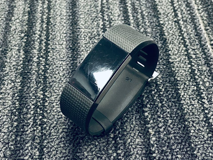 FAULTY Fitbit Charge 2 Advanced Health and Fitness Activity Tracker FB407
