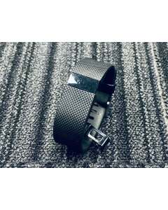 FAULTY Fitbit FB405 Charge HR Black Heart Rate Fitness Large Tracker Watch V0497